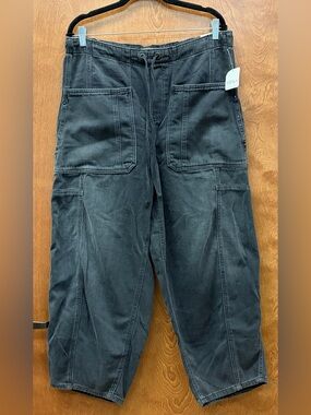 We The Free Silverton Pull-On Barrel Jeans Free People washed black size medium